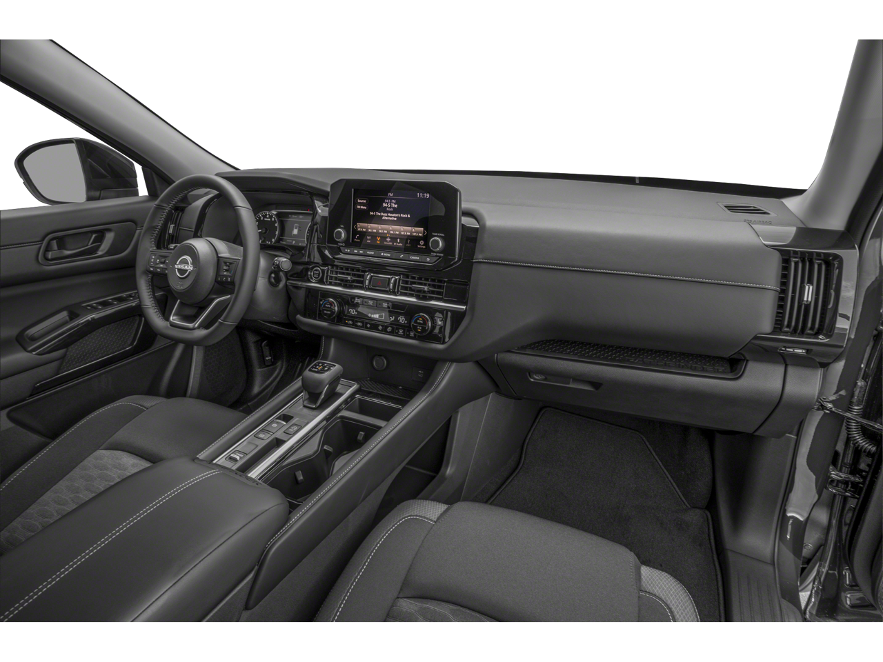 2025 Nissan Pathfinder SV photo 4