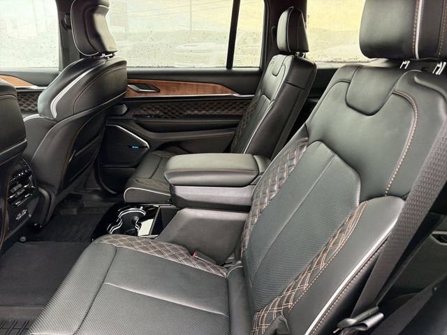 2025 Jeep Grand Cherokee L Summit Reserve