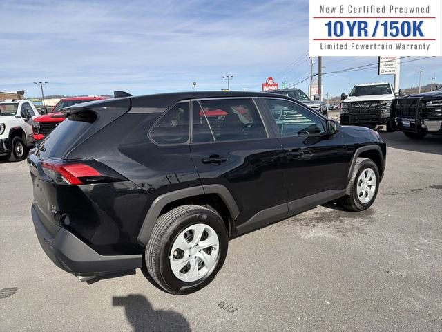 2024 Toyota RAV4 LE