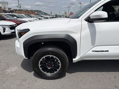 2025 Toyota Tacoma 4WD SR