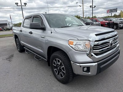 2017 Toyota Tundra 4WD SR5