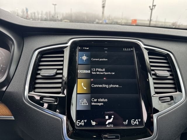 2022 Volvo XC90 Momentum