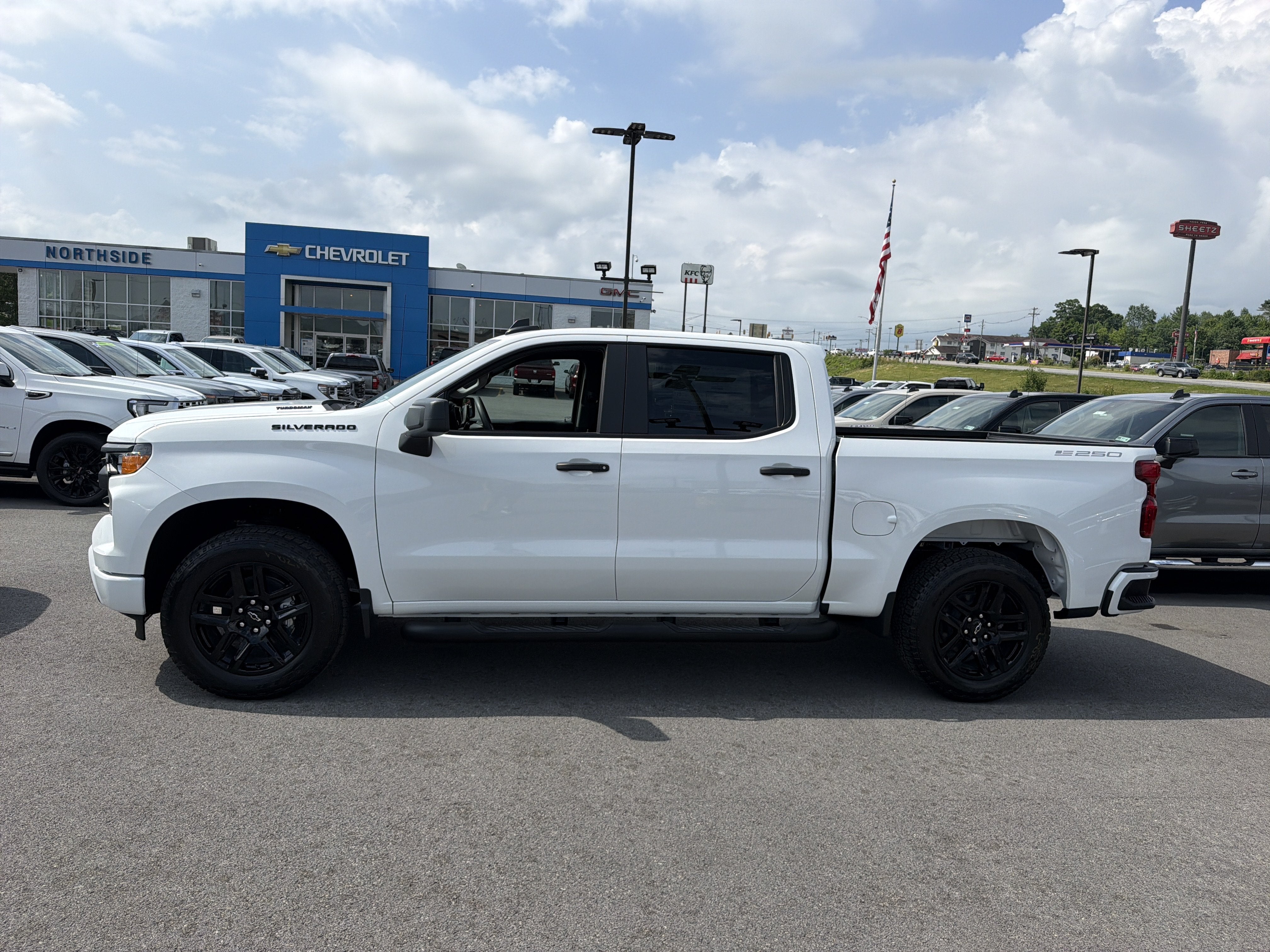 2026 Chevrolet Silverado 1500 Custom
