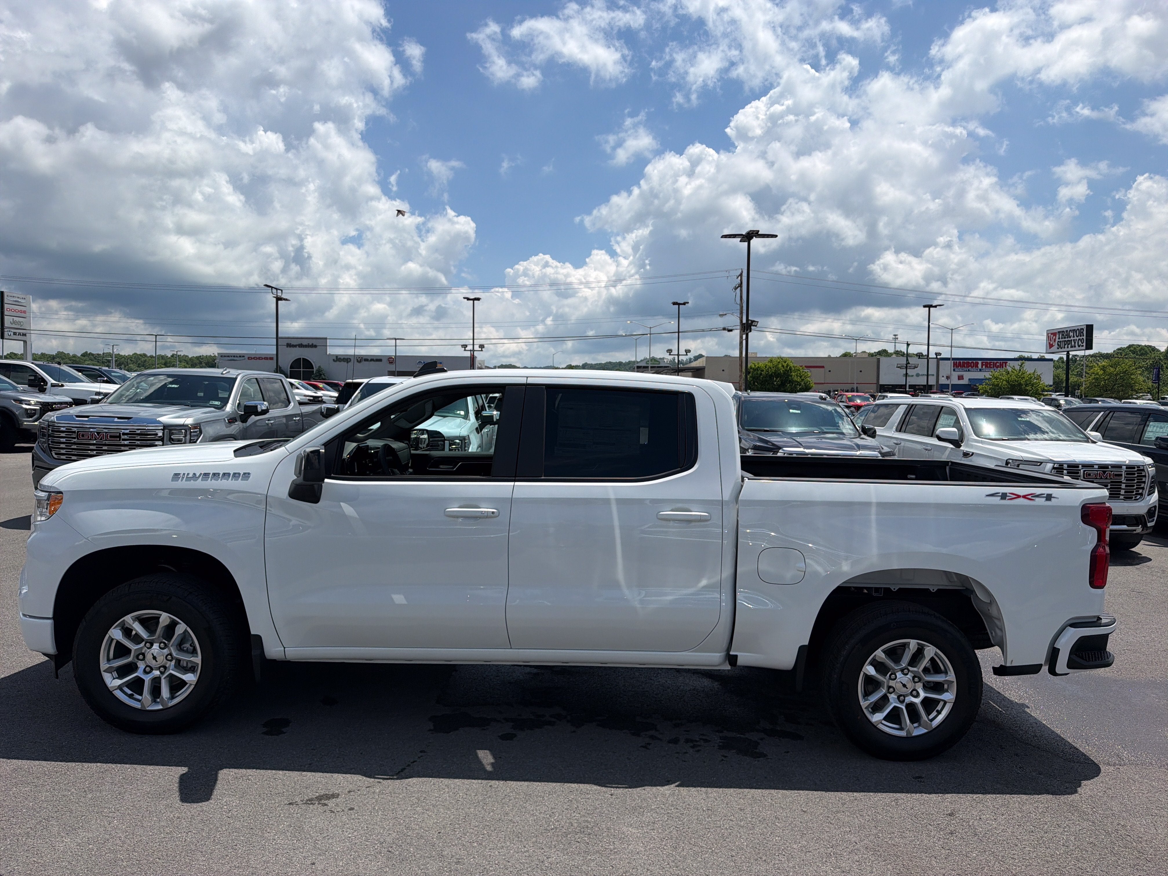 2026 Chevrolet Silverado 1500 RST - Photo 10