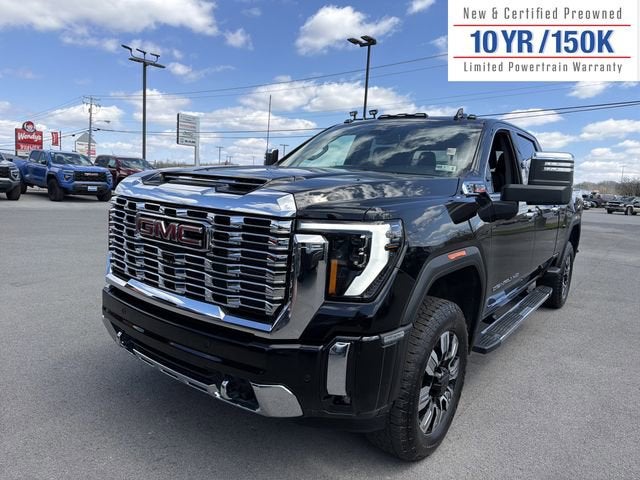 2026 GMC Sierra 4WD Crew Cab Standard Box Denali's photo