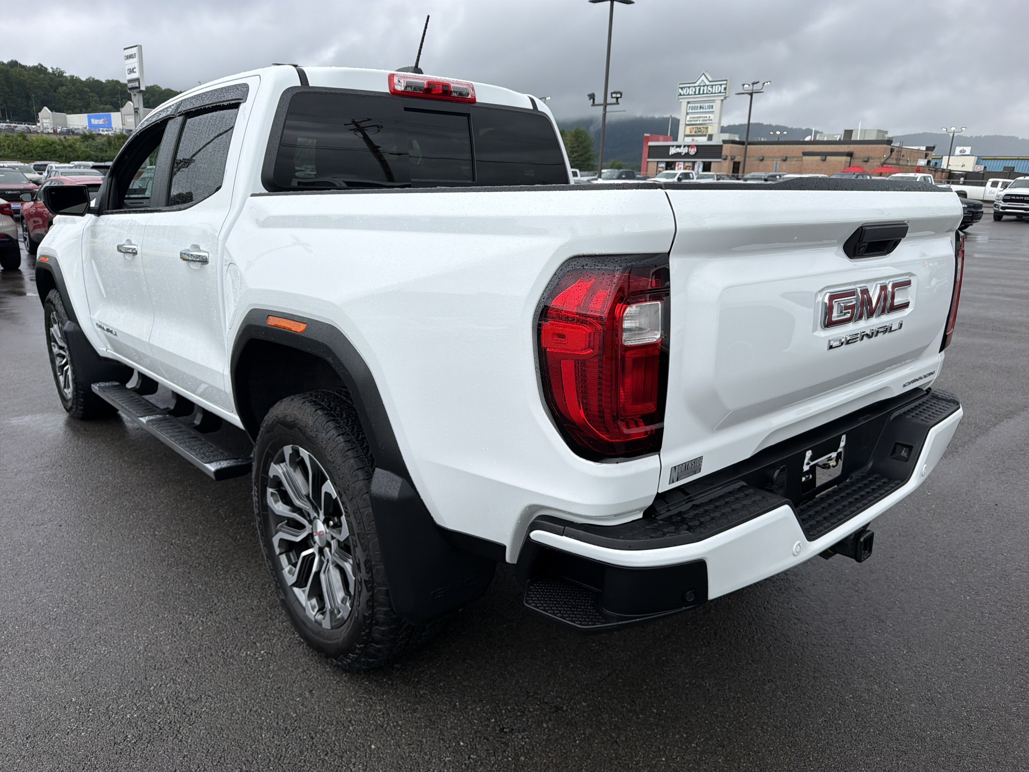 2024 GMC Canyon Denali