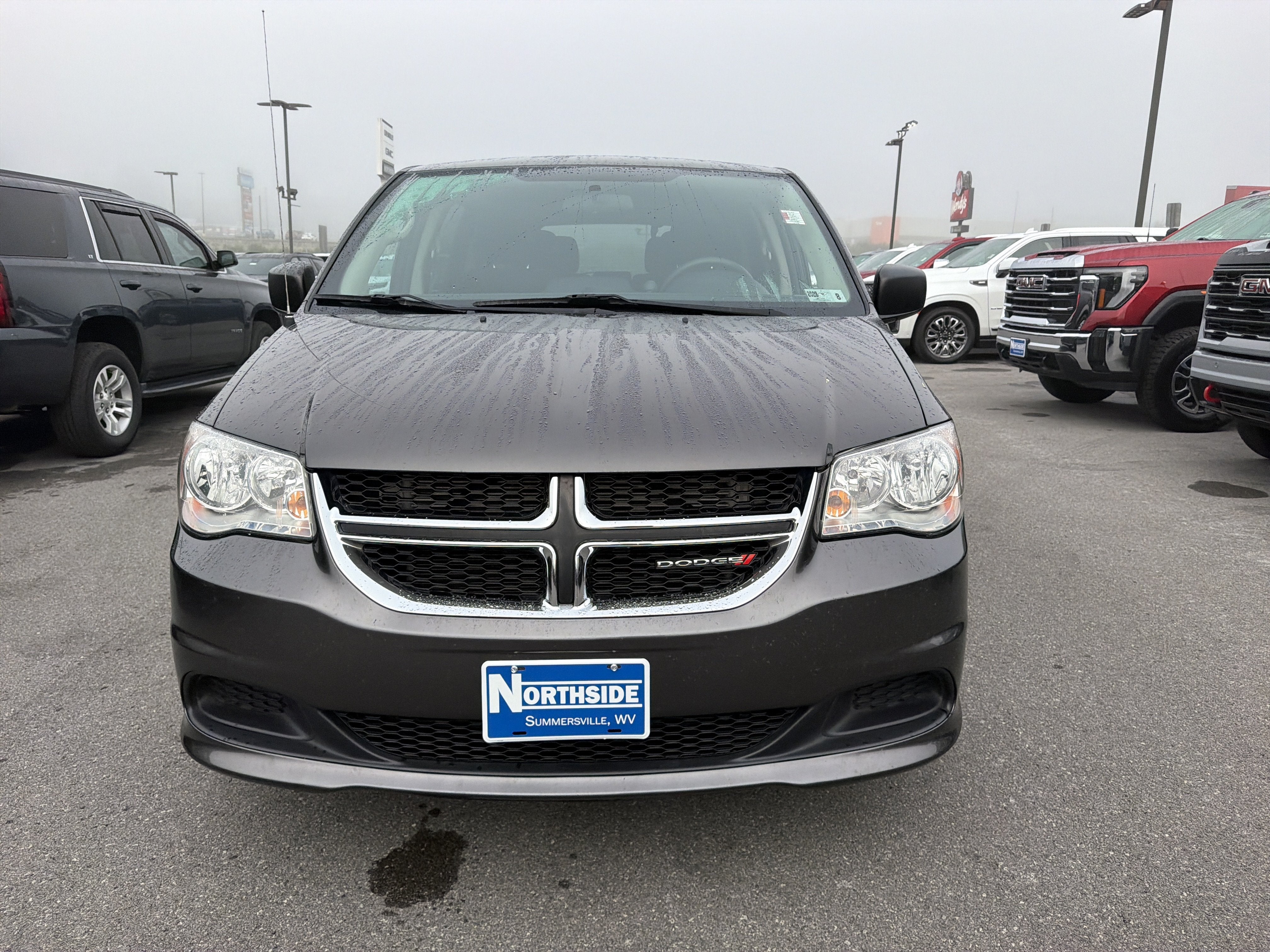 Used 2018 Dodge Grand Caravan SE with VIN 2C4RDGBG0JR187830 for sale in Summersville, WV