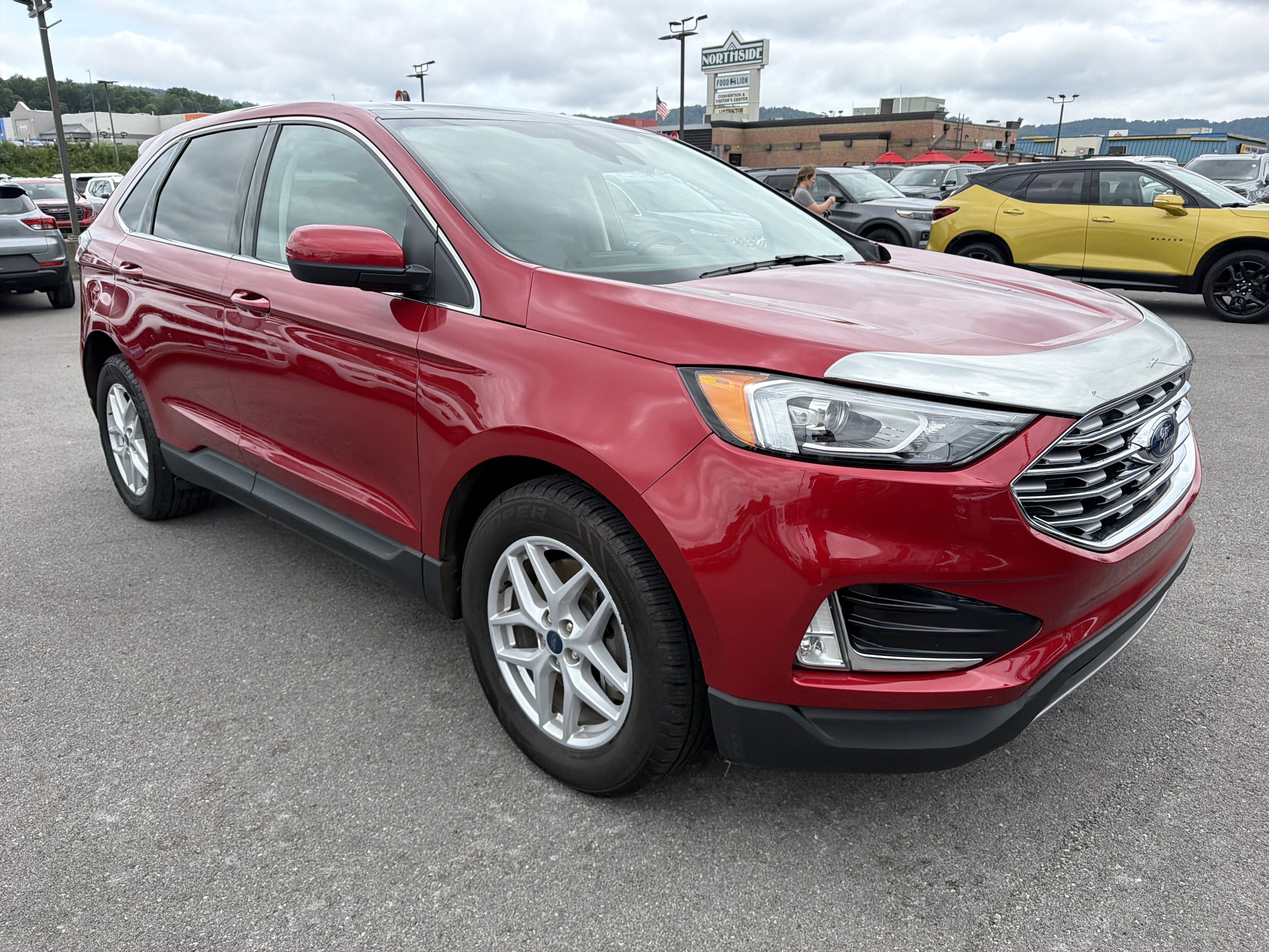 2022 Ford Edge SEL