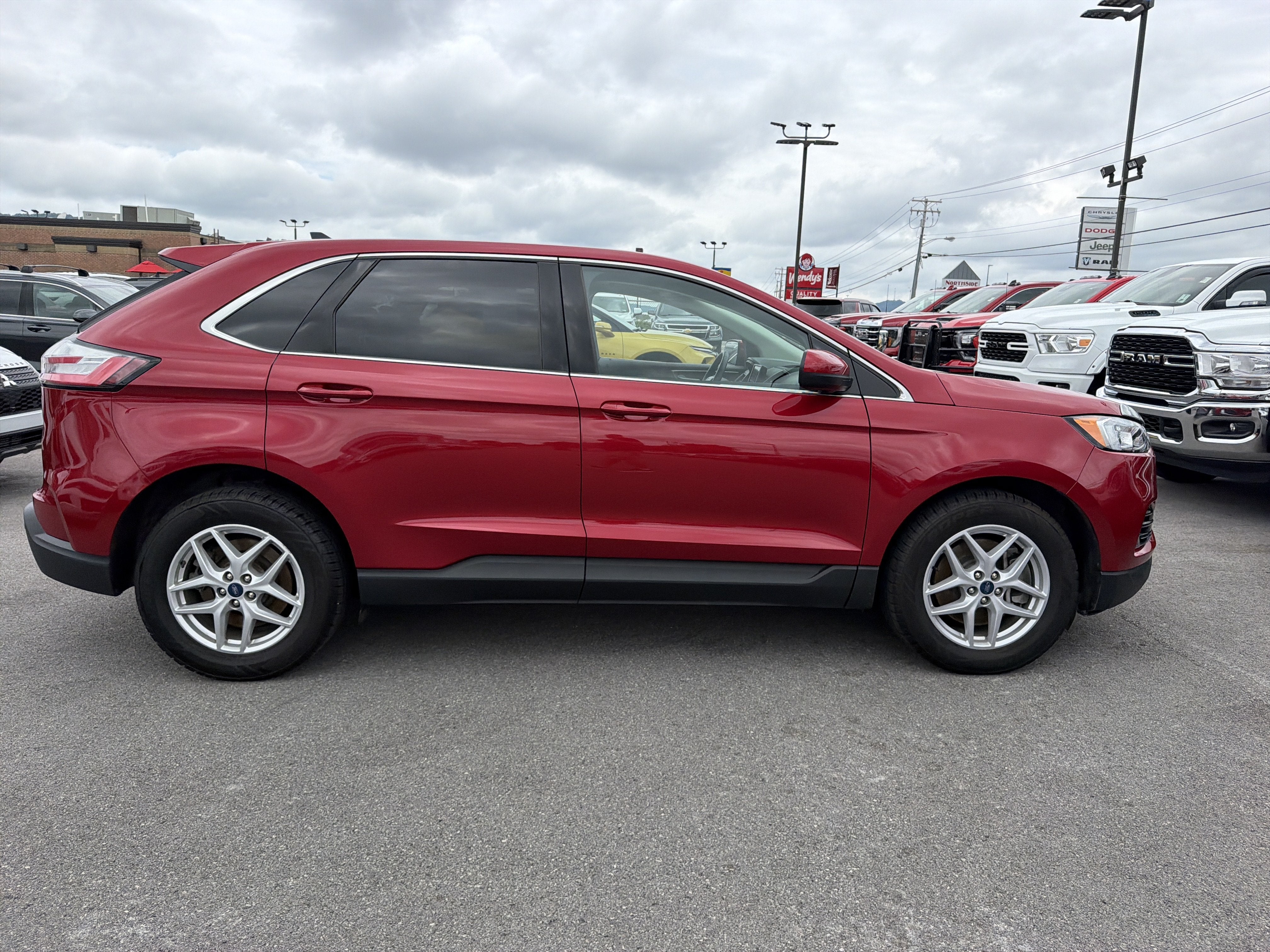 2022 Ford Edge SEL