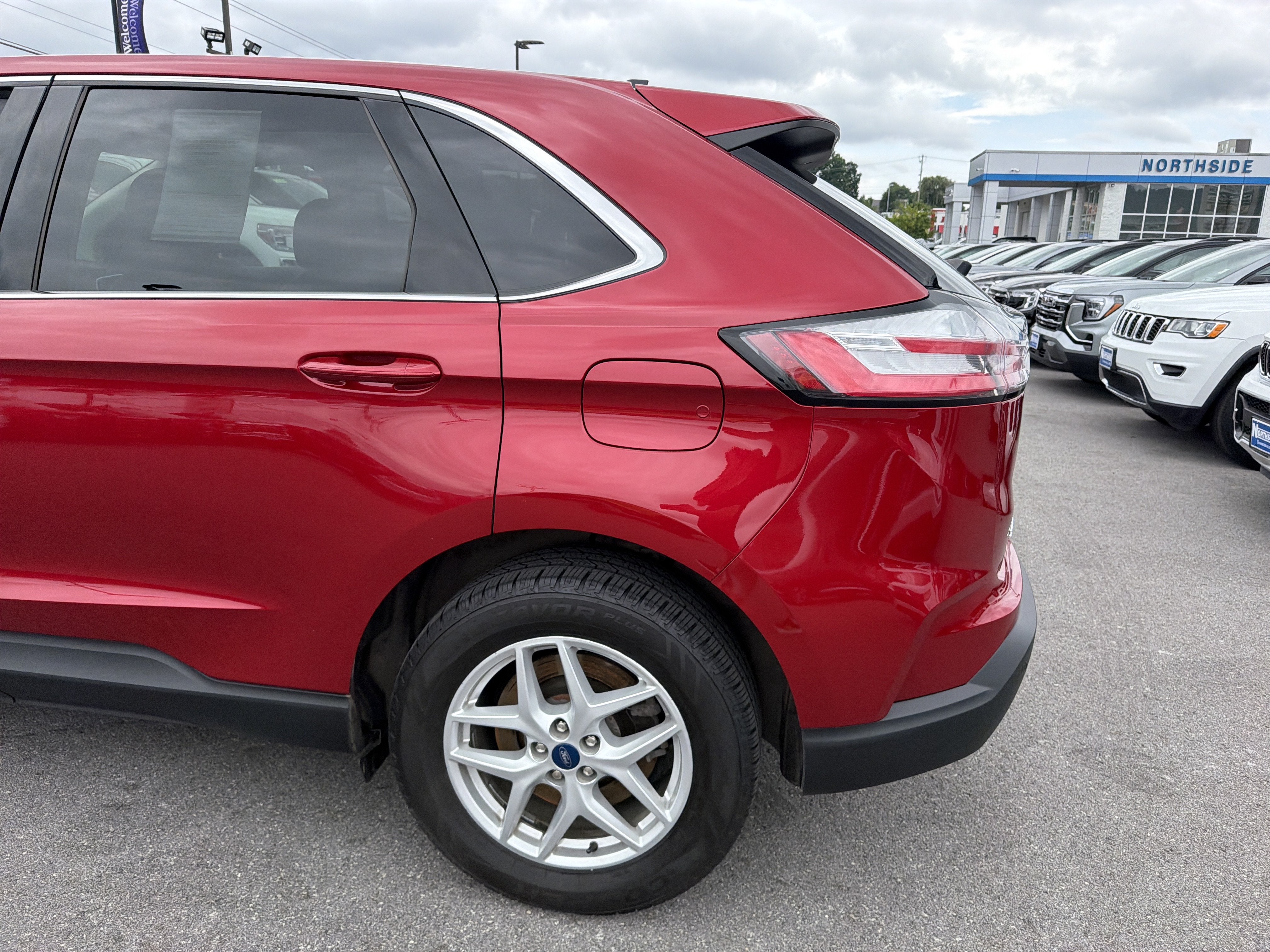 2022 Ford Edge SEL