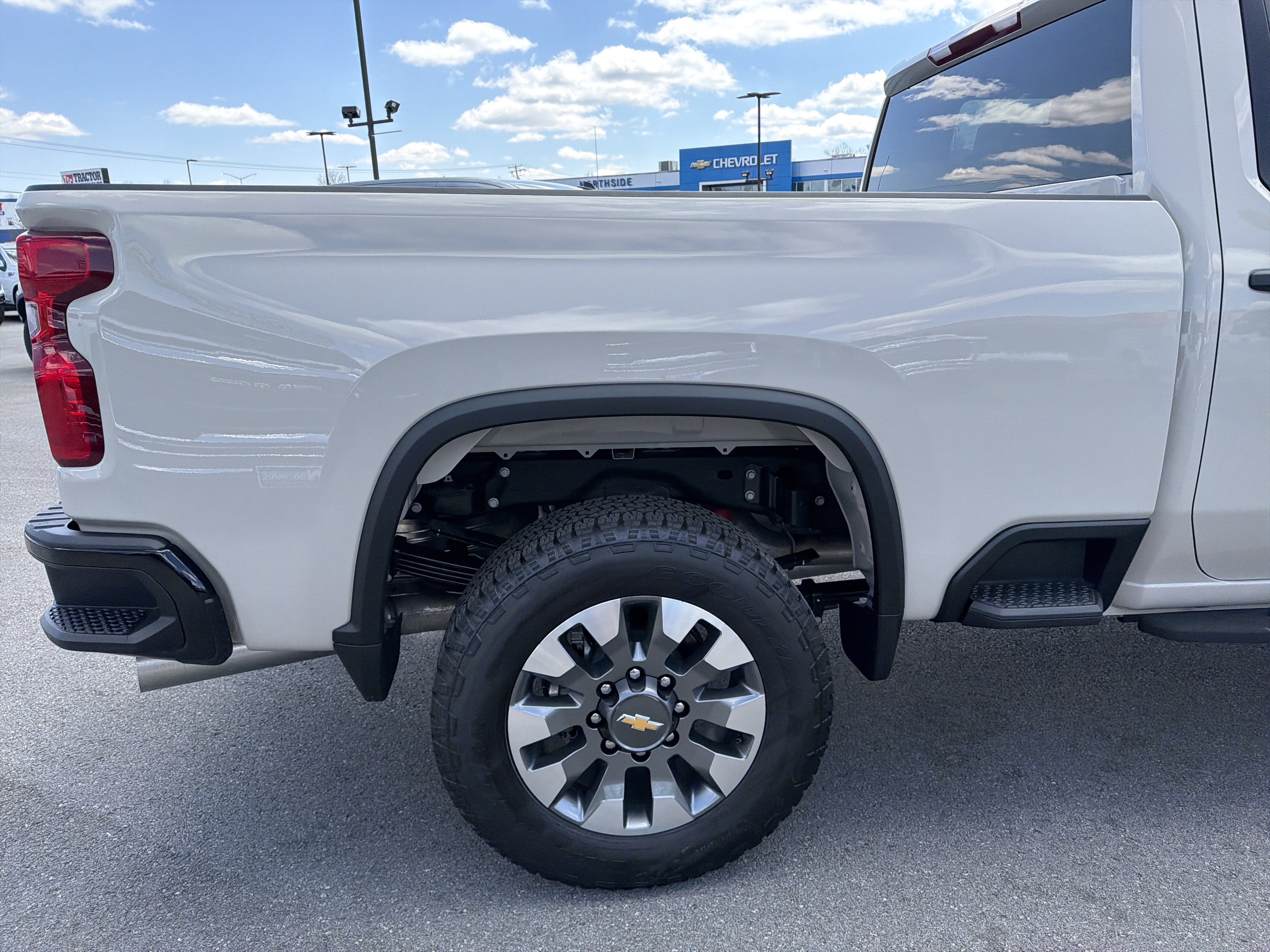2026 Chevrolet Silverado 2500 HD Custom - Photo 6