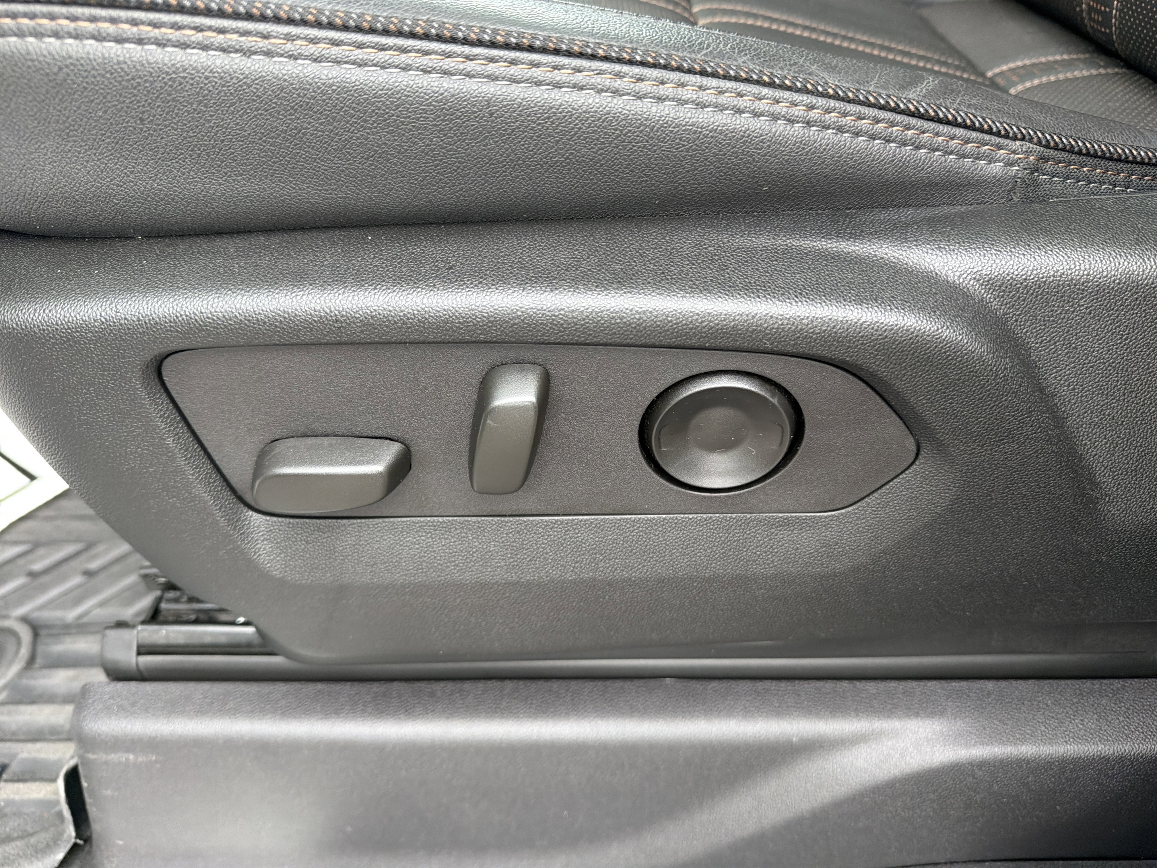 2024 Chevrolet Silverado 3500 HD High Country