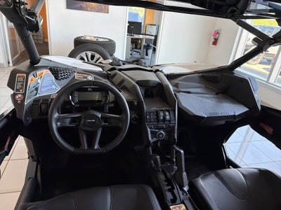 2024 BRP CAN AM DS