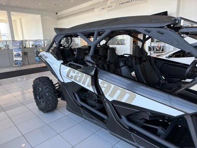 2024 BRP CAN AM DS