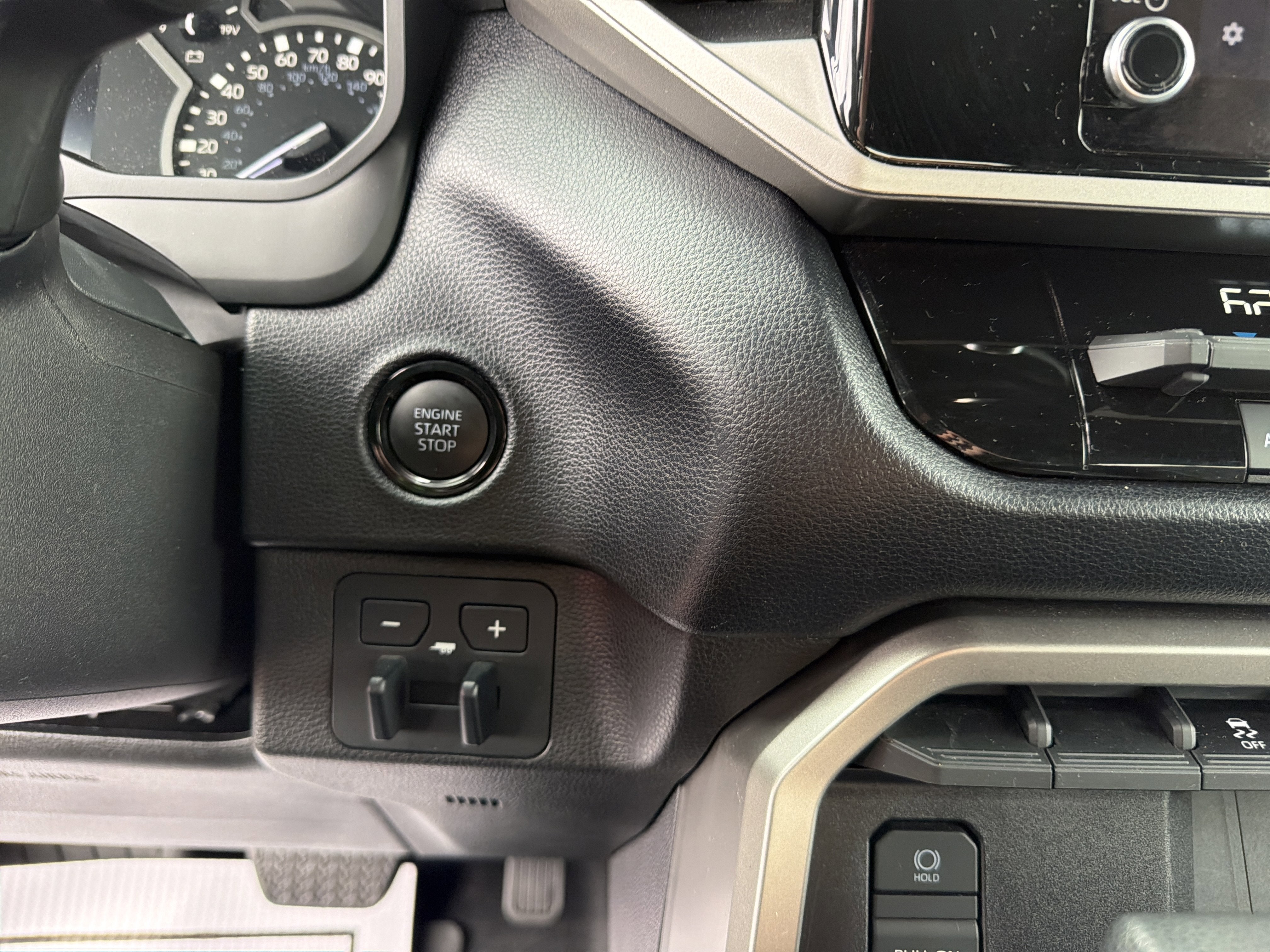 2025 Toyota Tundra 4WD SR