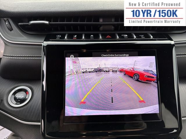 2025 Jeep Grand Cherokee Laredo X 4x4