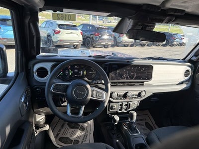 2025 Jeep Wrangler 4xe Sahara