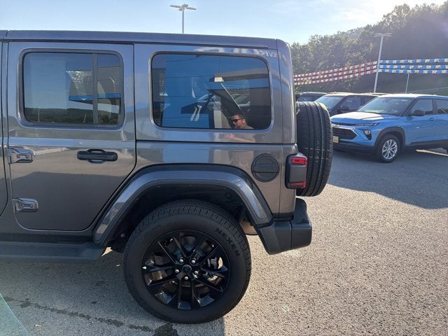2025 Jeep Wrangler 4xe Sahara