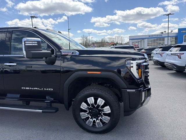 2026 GMC Sierra 2500HD Denali