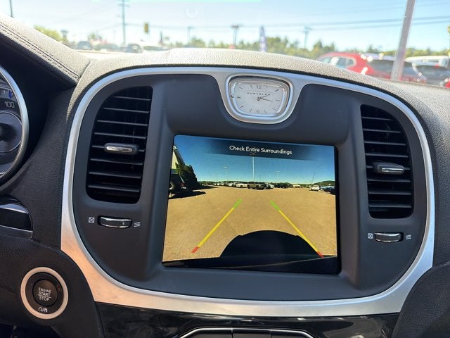 2023 Chrysler 300 Touring L