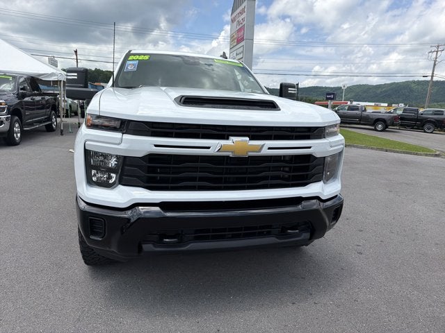 2025 Chevrolet Silverado 2500HD Custom