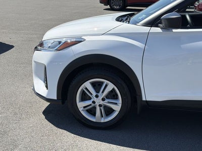 2023 Nissan Kicks S