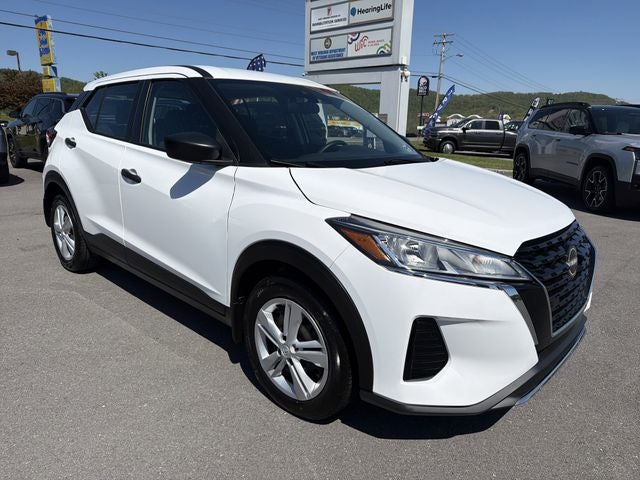2023 Nissan Kicks S