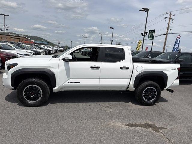 2025 Toyota Tacoma 4WD TRD Off Road