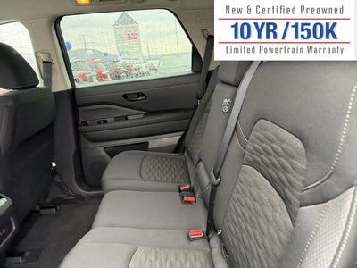2025 Nissan Pathfinder SV 4WD