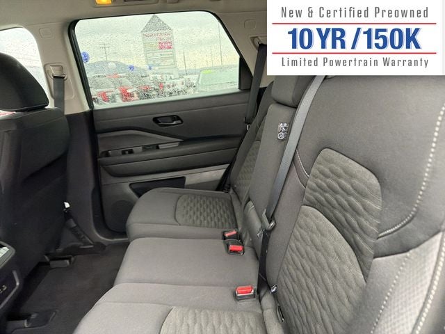 2025 Nissan Pathfinder SV 4WD