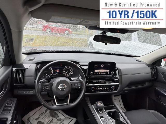 2025 Nissan Pathfinder SV 4WD