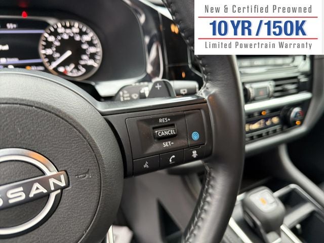 2025 Nissan Pathfinder SV 4WD