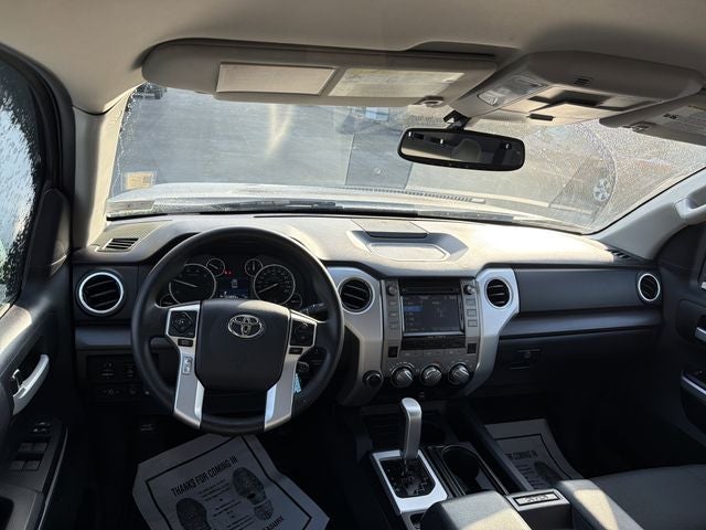 2017 Toyota Tundra SR5 5.7L V8