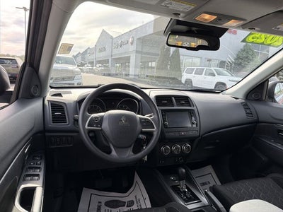 2025 Mitsubishi Outlander Sport 2.0 ES