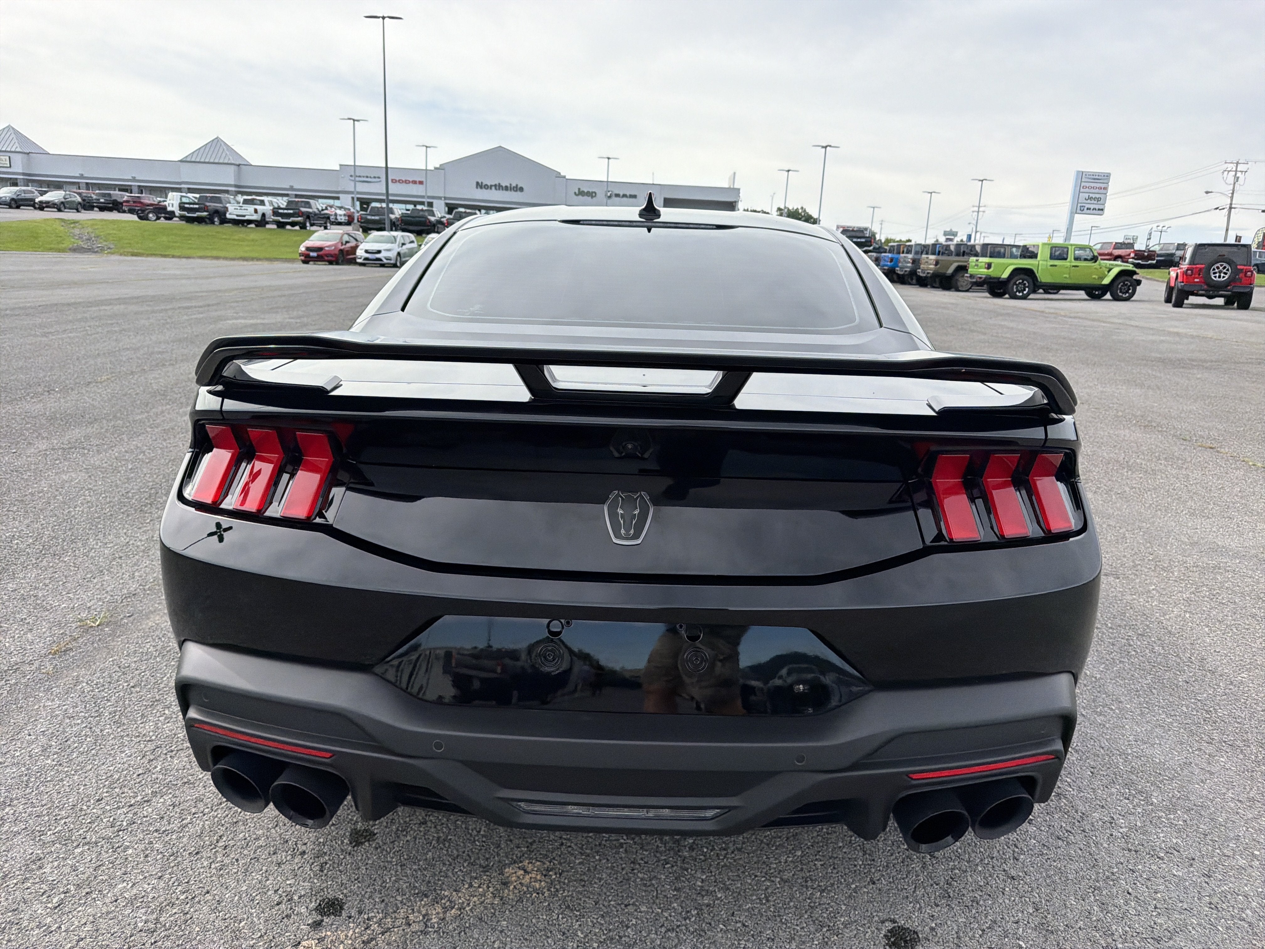 2024 Ford Mustang Dark Horse