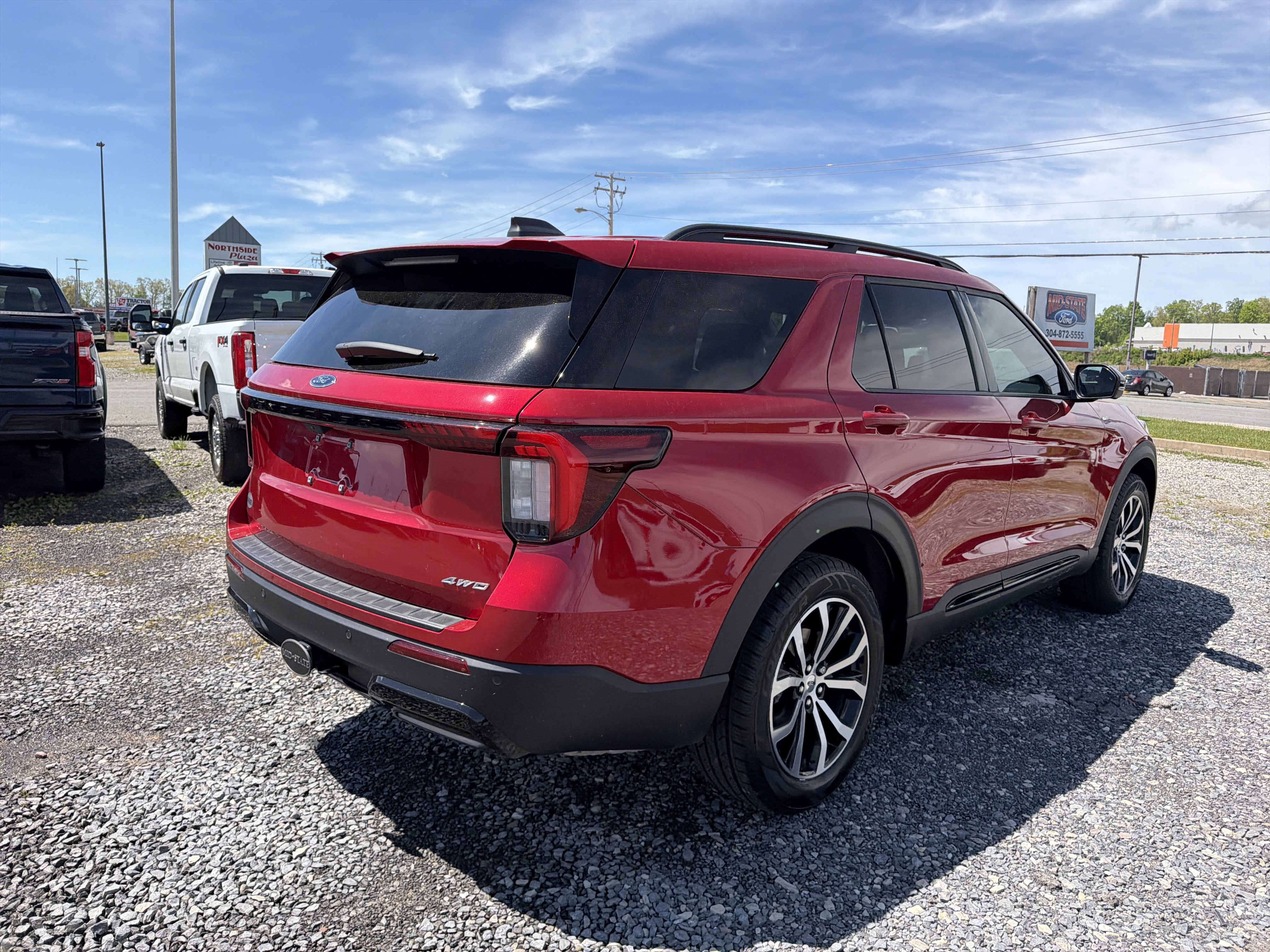 2025 Ford Explorer ST-Line