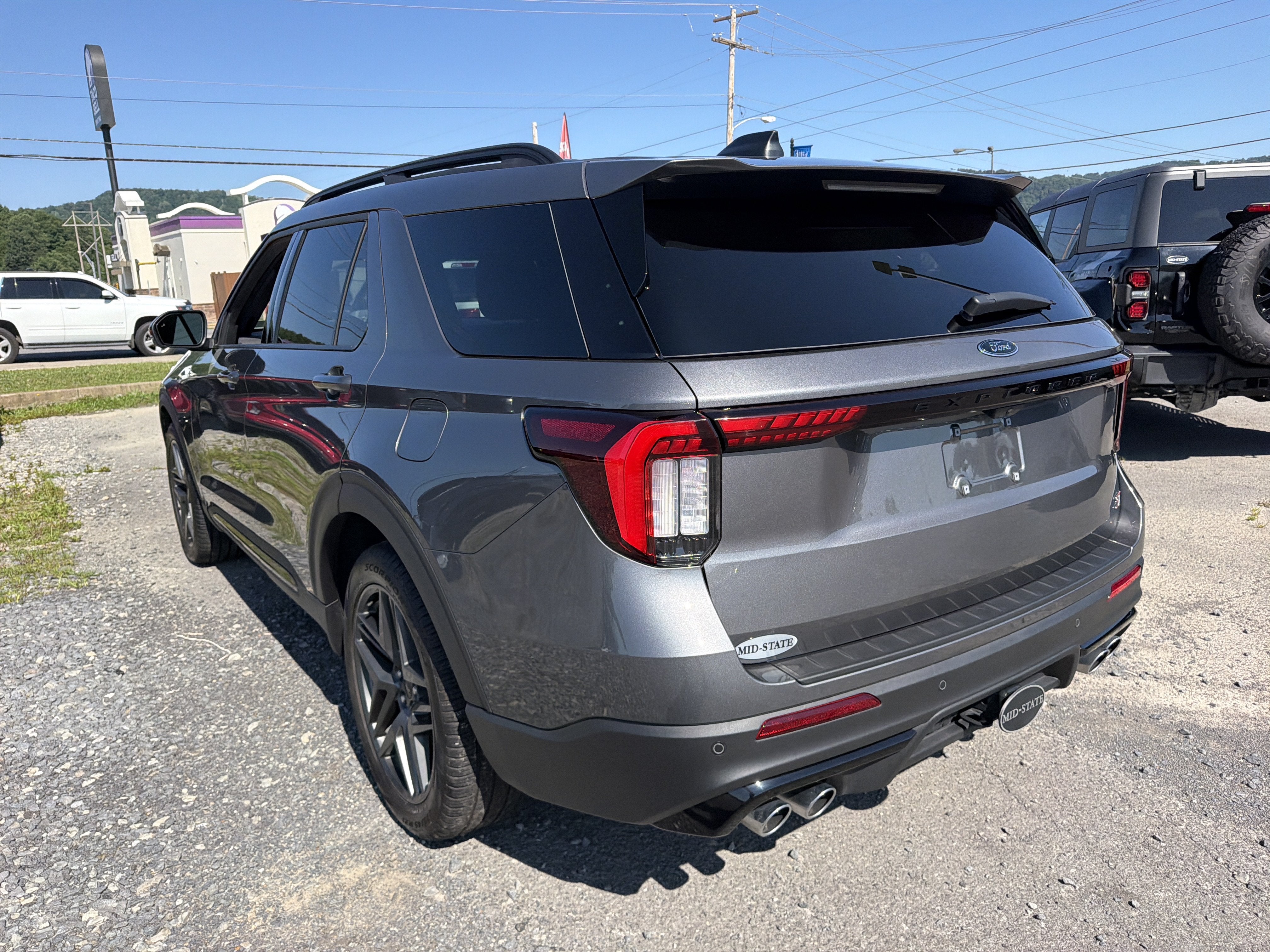 2025 Ford Explorer ST