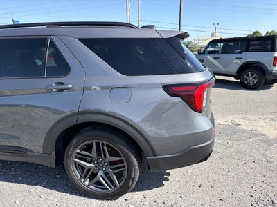2025 Ford Explorer ST