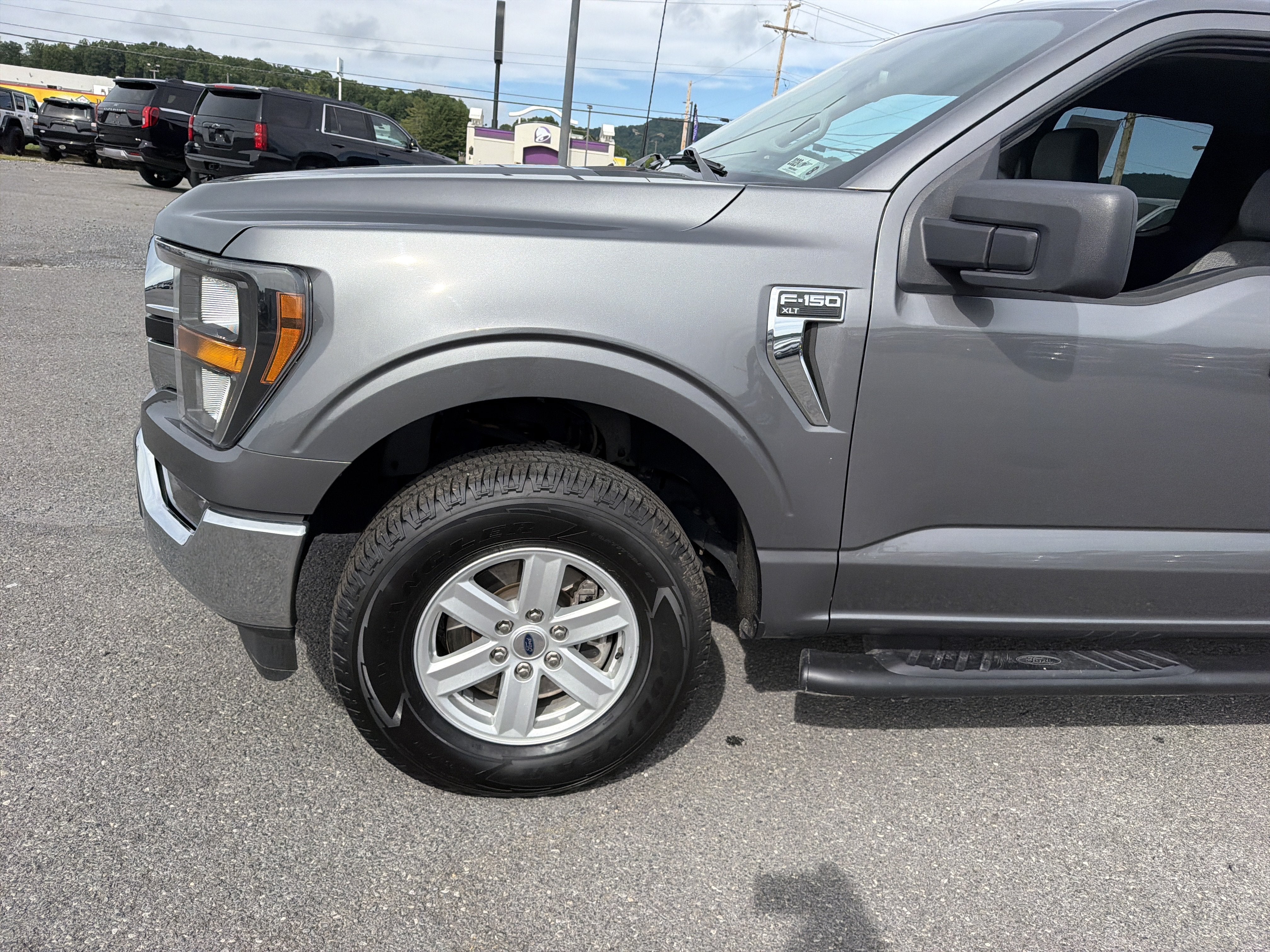 2023 Ford F-150 XLT