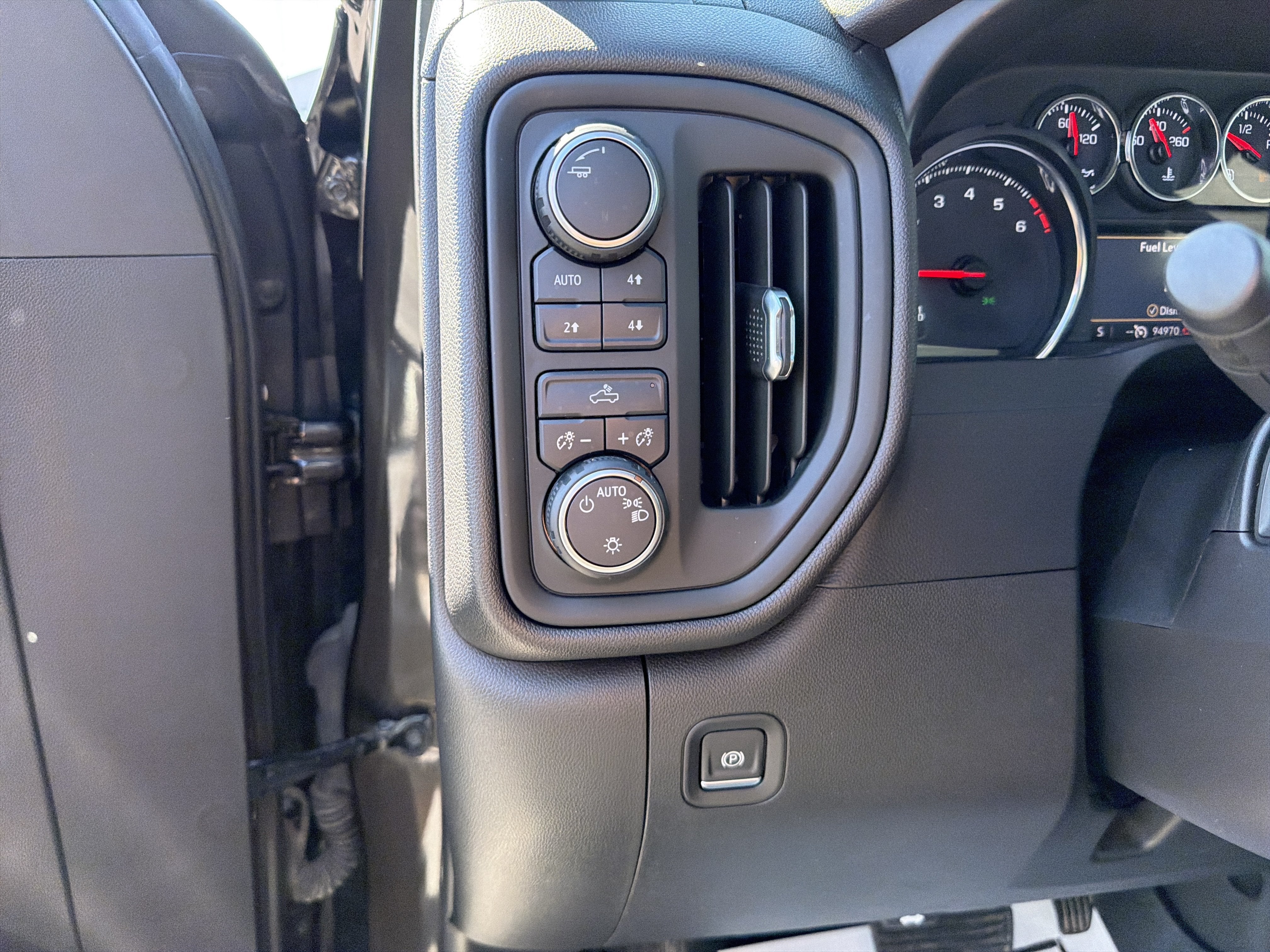 2021 Chevrolet Silverado 1500 Custom Trail Boss