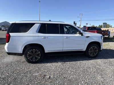 2025 GMC Yukon Elevation