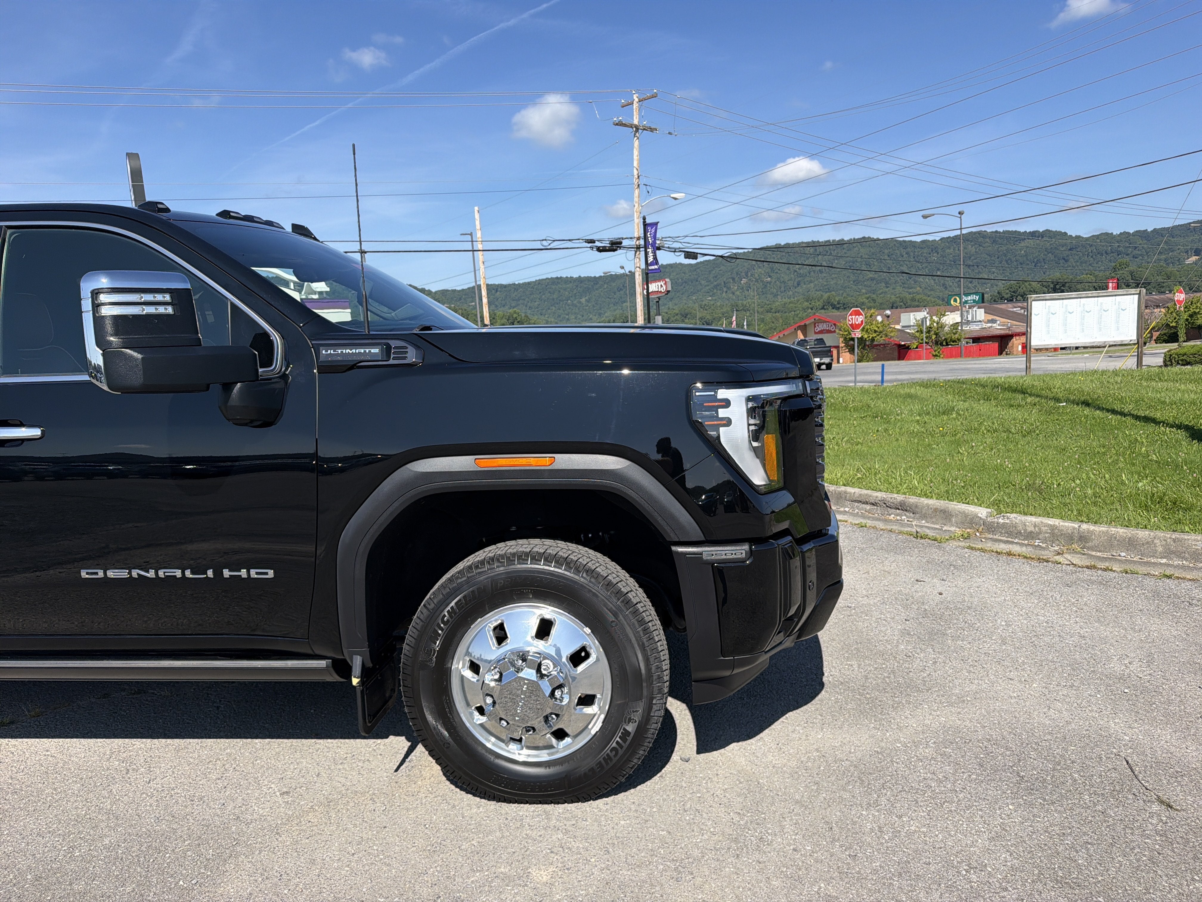 2025 GMC Sierra 3500HD Denali Ultimate
