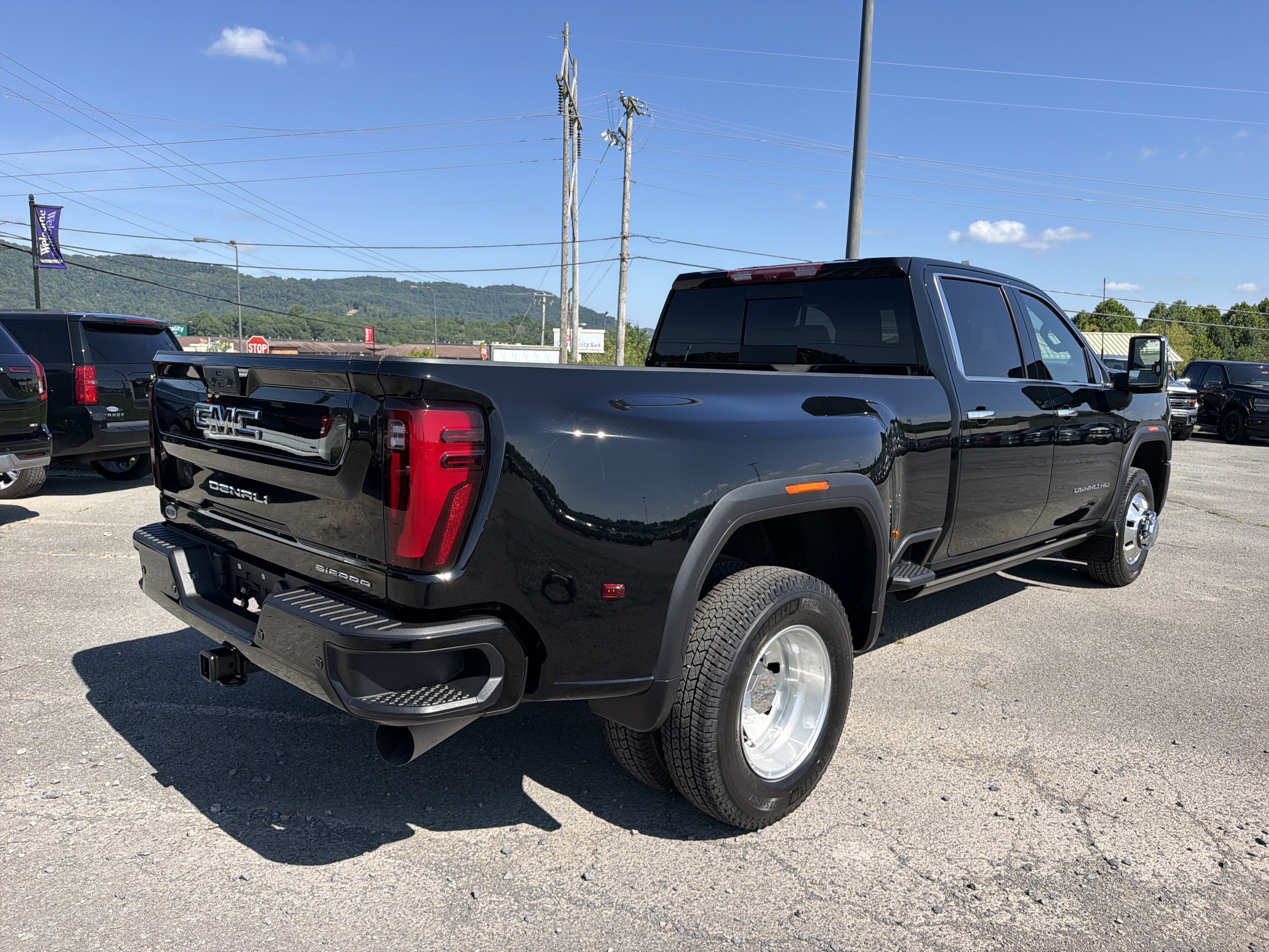 2025 GMC Sierra 3500HD Denali Ultimate