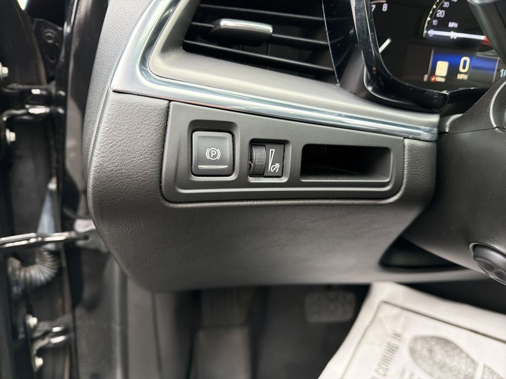 2018 Cadillac XT5 Premium Luxury