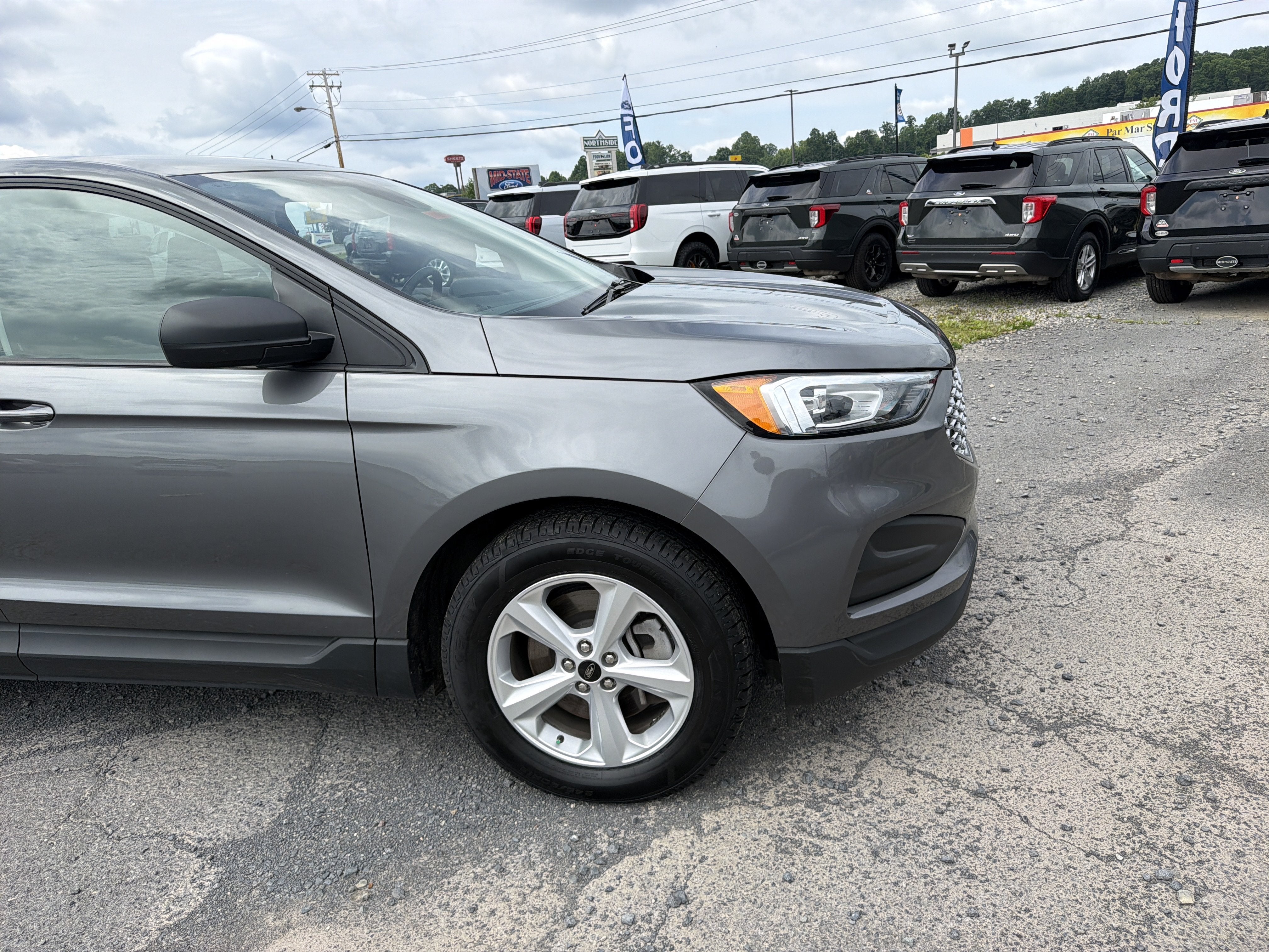 2024 Ford Edge SE