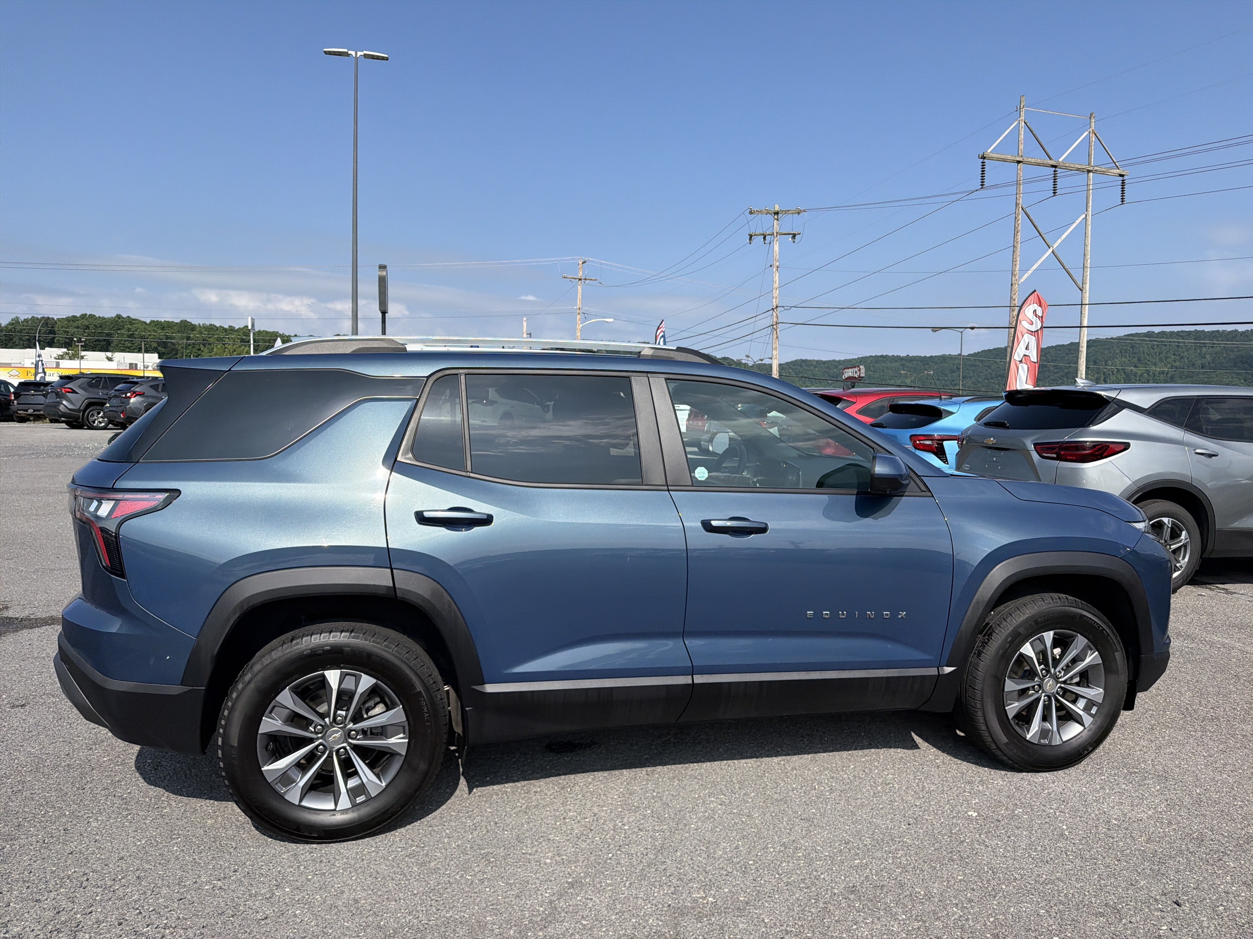 2025 Chevrolet Equinox AWD LT