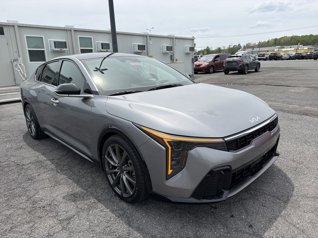 2025 Kia K4 GT-Line