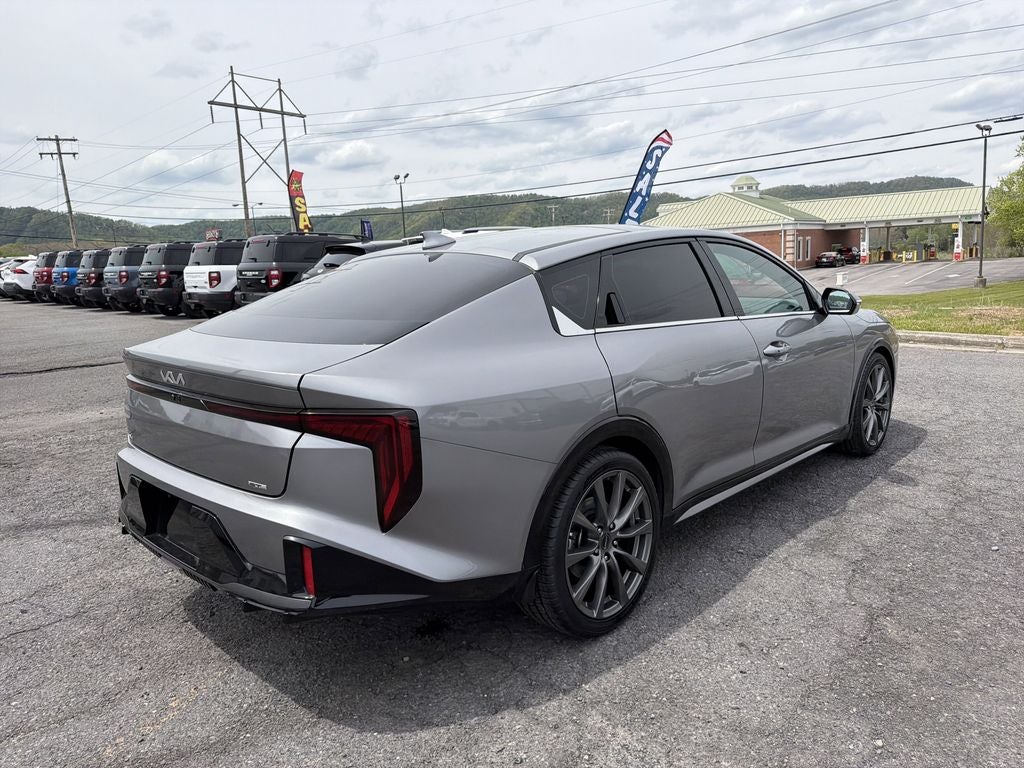 2025 Kia K4 GT-Line
