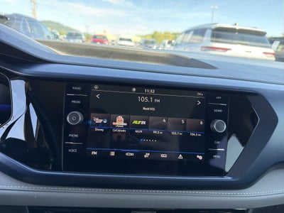 2024 Volkswagen Taos SE