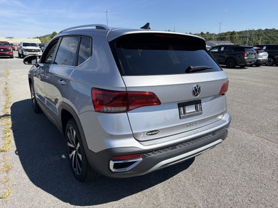 2024 Volkswagen Taos SE